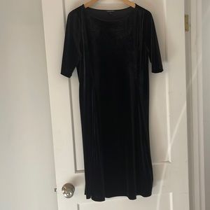 Lands End black stretch velvet dress women’s M